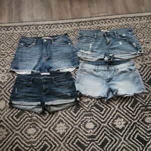 Bundle Of 4 Stylish Denim Women Shorts Size 2/4